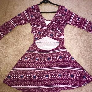 Open back maroon patterned dress